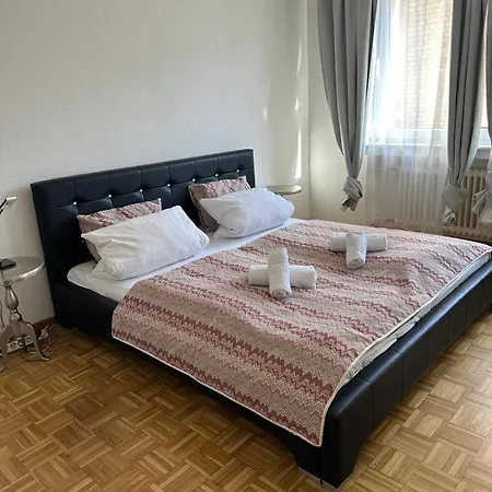 5 At Cathedral Lejlighed *