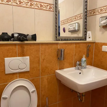 5 At Cathedral شقة كولونيا