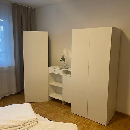 5 At Cathedral Кёльн