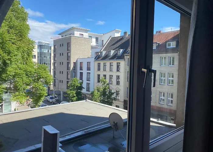 Apartment 5 At Cathedral